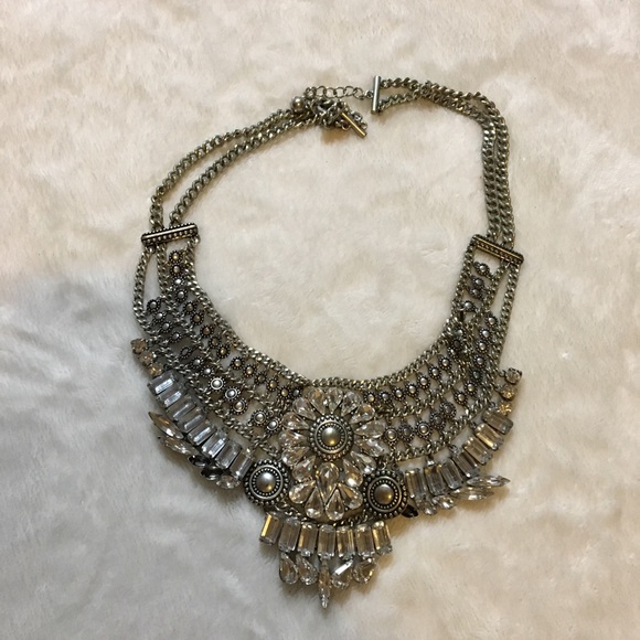 Jewelry - Silver statement necklace